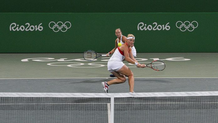 Babos Tímea; Jani Réka Luca